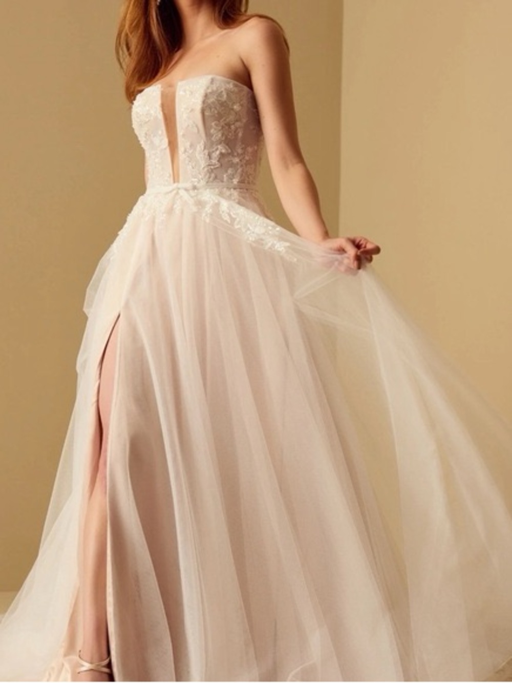 Strapless Floral Appliqué Tulle Wedding Gown in Blush